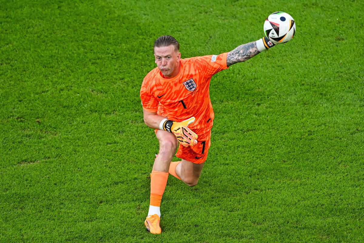 Anglia - Slovenia 0-0 » Slovenii i-au ținut piept Angliei și s-au bucurat pe gazon, chiar dacă au ratat calificarea de pe primele două locuri la ultimul criteriu de departajare: merg în „optimi” de pe locul 3