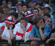 Pe stadion sau la terase, suporterii Angliei au privit cu greu prestația naționalei lui Southgate în fața Sloveniei / Sursă foto: Imago Images