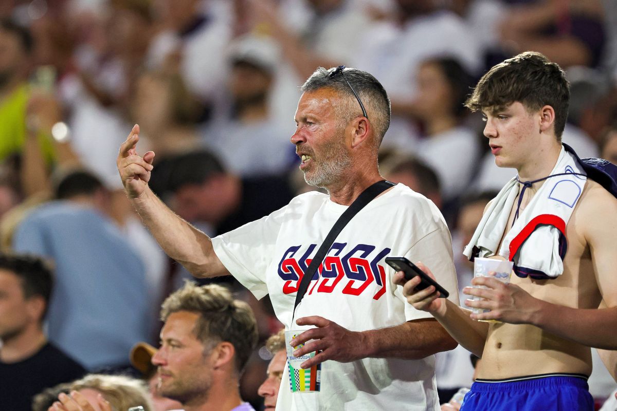 „Efectul Anglia” » Imagini din timpul meciului cu Slovenia: suporterii „Three Lions” n-au mai rezistat și au ajuns virali