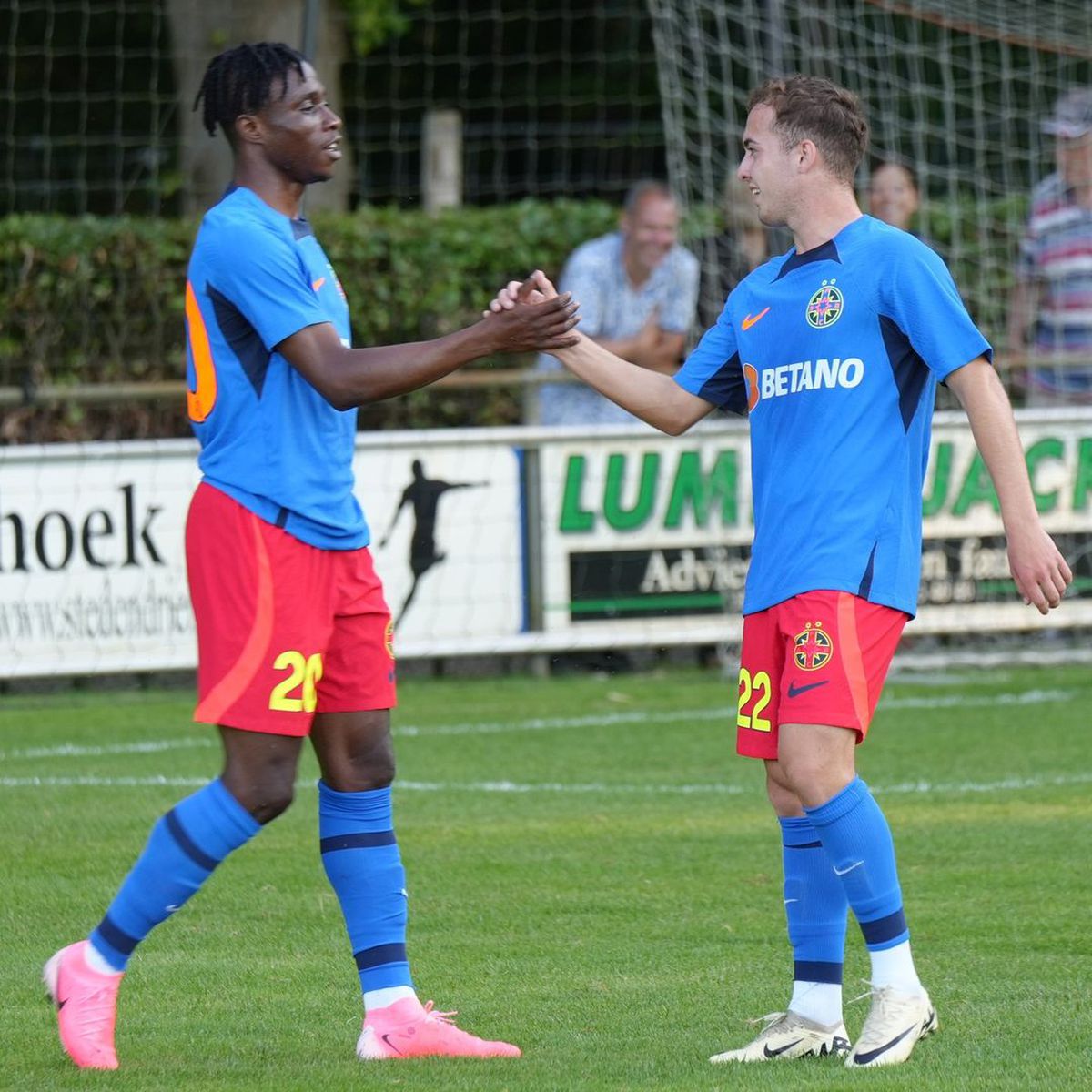 FCSB s-a distrat în primul amical din Olanda » Ștefănescu a marcat primele goluri la noua echipă + cine a jucat