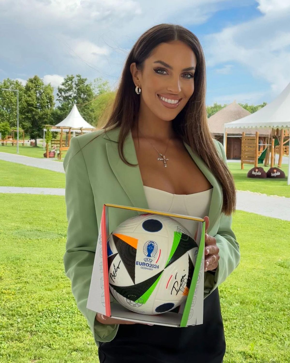 „Regina” fotbalului slovac, prezentă la decisivul cu România de la Euro 2024