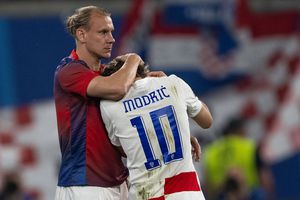 Moment UIMITOR la conferința de presă ce a succedat Croația - Italia 1-1 » Un jurnalist italian l-a rugat pe Modric să nu se retragă niciodată