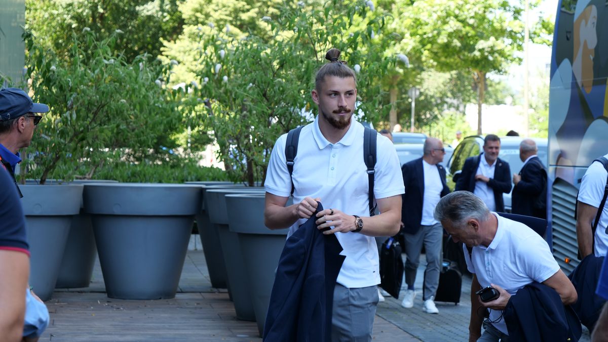 Nu e sold-out! » Mai sunt bilete pentru Slovacia - România, dar bișnițarii își fac de cap pe rețelele de socializare