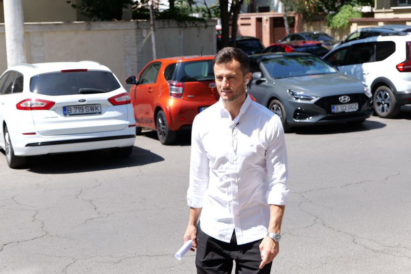 Andrei Nicolescu, un nou mesaj în miez de noapte despre incidentele de la meciul cu Csikszereda: „Ghete și bastoane de la jandarmi ca-n vremurile de tristă amintire”