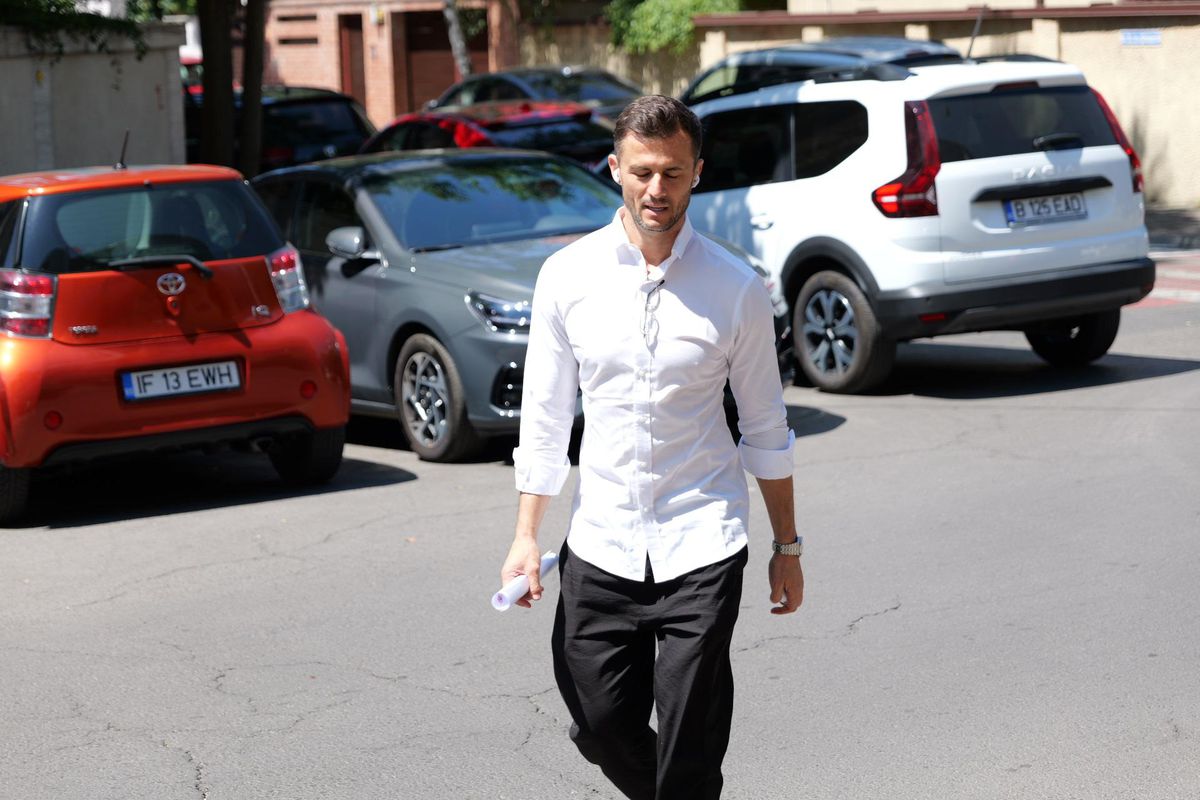 Oficialii echipelor din Superliga au început să ajungă la sediul LPF înainte de tragerea la sorți