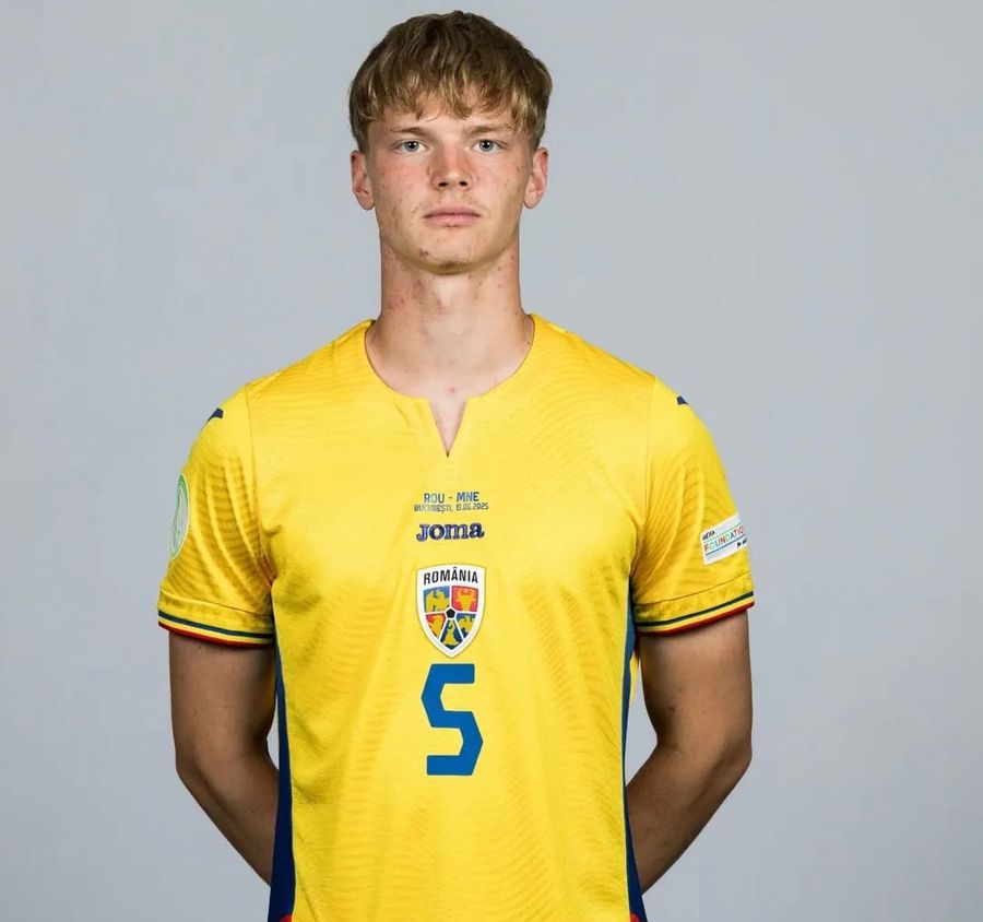 Tricolorul U19 aflat pe lista Craiovei și CFR-ului este monitorizat și de Mircea Lucescu! Decizia fotbalistului