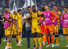 Jucătorul lui Cristi Chivu a parcurs 1.000 de km pentru a scăpa de război » 3 cluburi se luptă să-l transfere