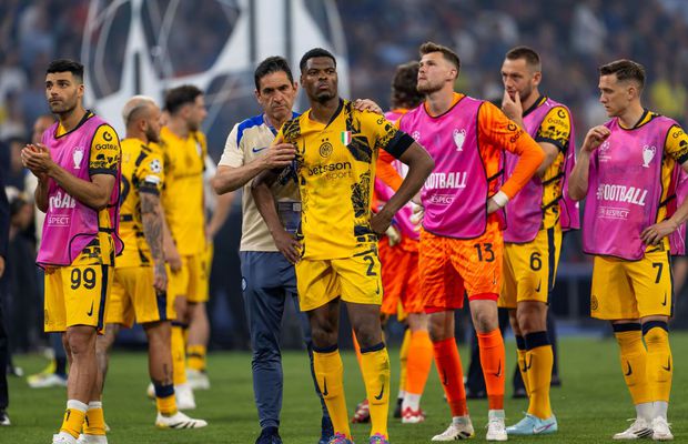 Jucătorul lui Cristi Chivu a parcurs 1.000 de km pentru a scăpa de război » 3 cluburi se luptă să-l transfere