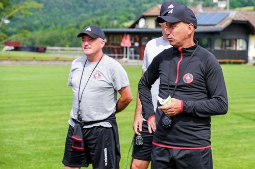 EXCLUSIV Singurul club din Superliga care refuză să comunice în română! » Chestionat de GSP, președintele s-a repliat: „Credeți-mă, remediem!”
