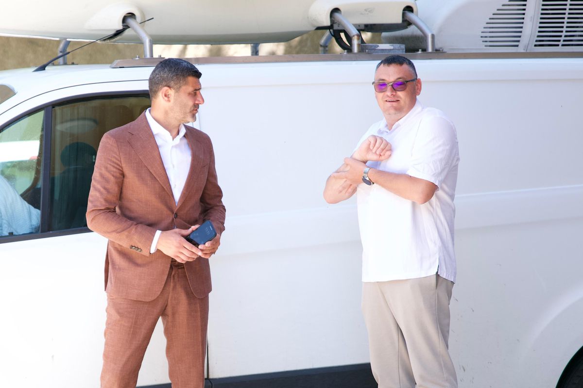 Oficialii echipelor din Superliga au început să ajungă la sediul LPF înainte de tragerea la sorți