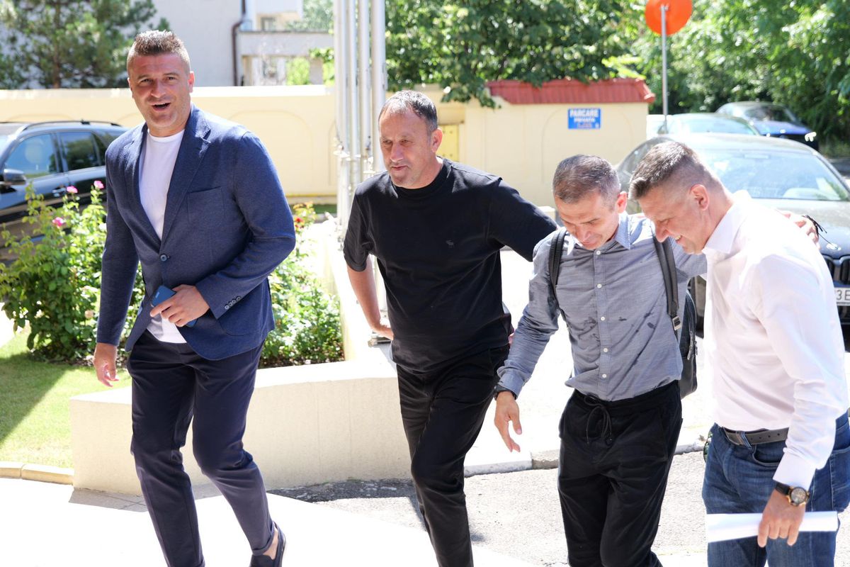 Oficialii echipelor din Superliga au început să ajungă la sediul LPF înainte de tragerea la sorți