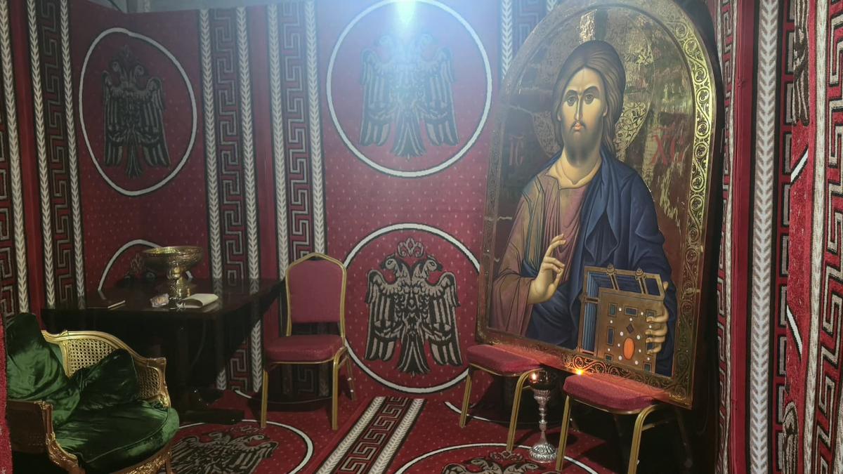 Adio, Palat! Gigi Becali va oferi declarații doar din biserica ridicată în Pipera: imagini spectaculoase din interior