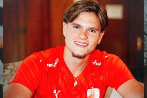 Dinamo și-a prezentat noul fundaș: „Bine ai venit, Martin!”
