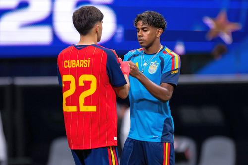 Pau Cubarsi și Lamine Yamal, la naționala Spaniei / Foto: Imago Images