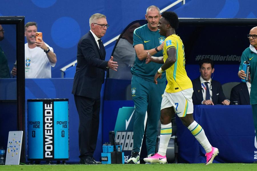 Carlo Ancelotti îndeamnă la calm după victoria Braziliei: „Calmați-vă! Vă mulțumesc, dar rămâneți liniștiți”