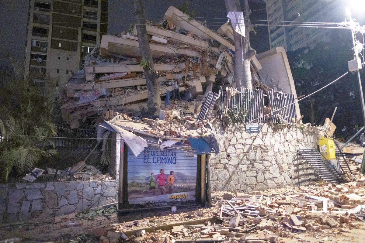 Două cutremure masive au devastat Venezuela » Imagini înfiorătoare de pe stadioane: meciuri oprite de urgență