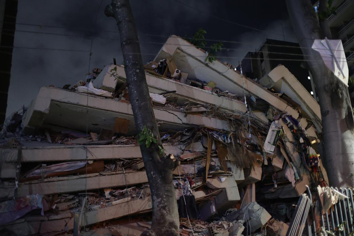 Două cutremure masive au devastat Venezuela » Imagini înfiorătoare de pe stadioane: meciuri oprite de urgență