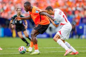 Japonia - Suedia și Tunisia - Olanda: toate calculele în timp real » Fratele fotbalistului din Superligă marchează din nou!