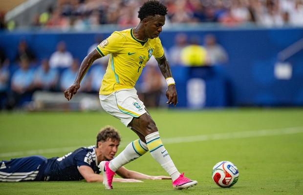 Vincius, euforic: „Am marcat și cu capul, Ancelotti nu credea. Aștept cadoul”