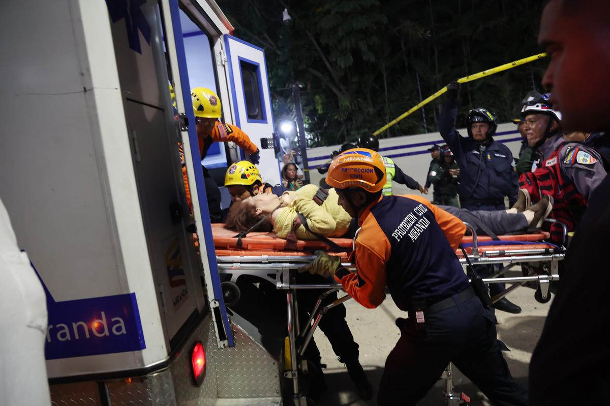Două cutremure masive au devastat Venezuela » Imagini înfiorătoare de pe stadioane: meciuri oprite de urgență