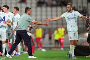 Cristi Chivu mai pierde un jucător » Fundașul pleacă de la Inter după 8 ani
