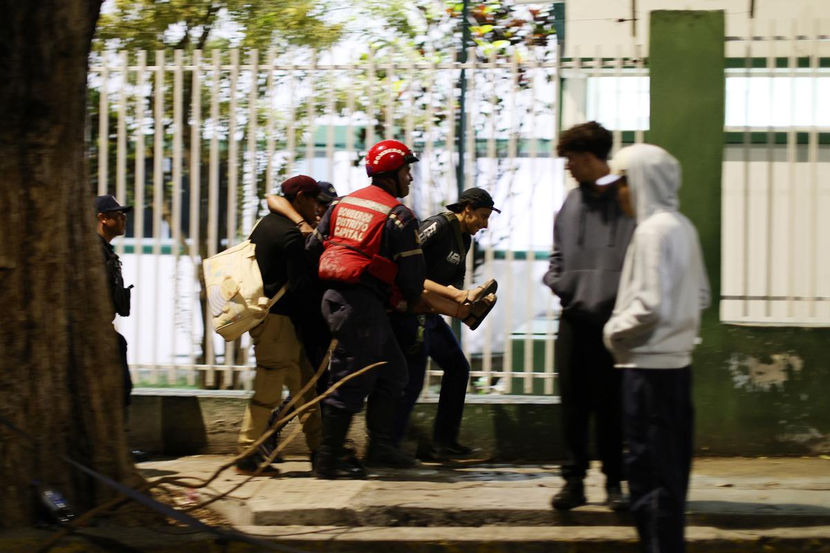 Două cutremure masive au devastat Venezuela