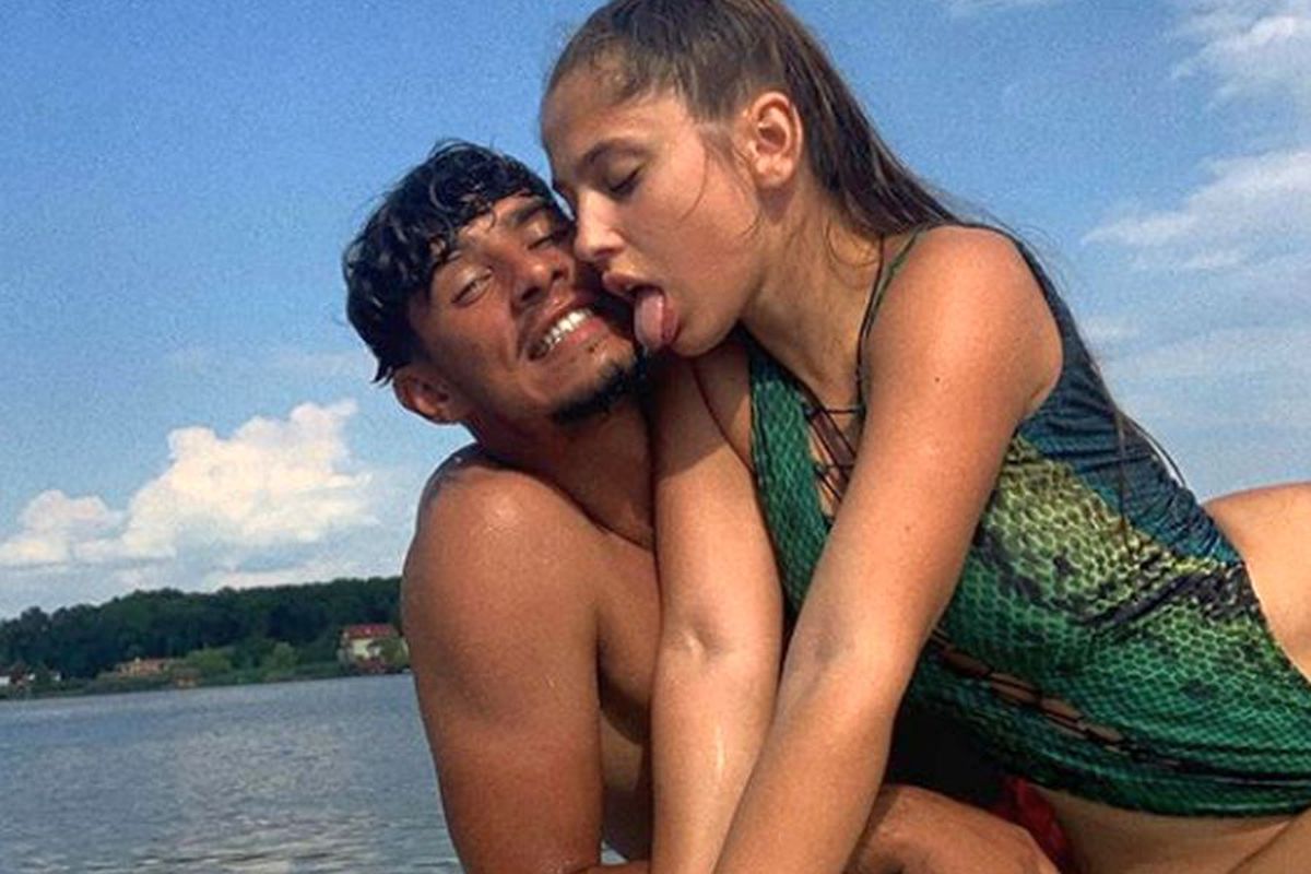 FCSB Învoit de Becali, Florinel Coman a făcut senzație la plajă, alături de superba Ioana Timofeciuc