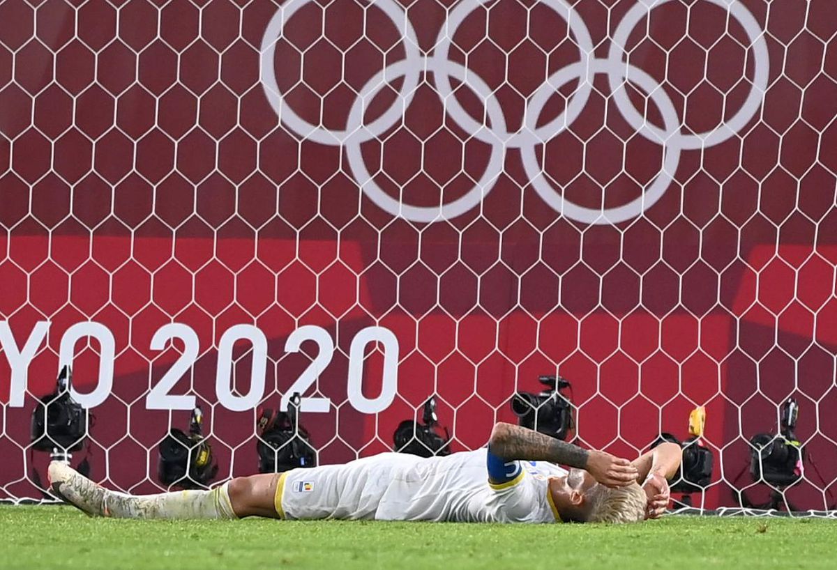 Ghinion pentru naționala olimpică! Marius Marin a trimis mingea în proprie poartă în minutul 27