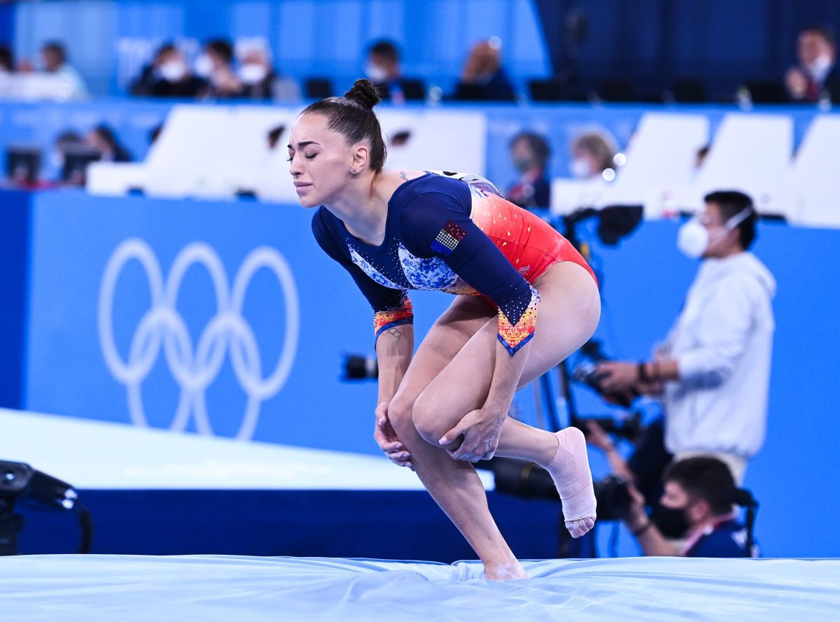 EXCLUSIV Prima reacție a Larisei Iordache după prestația de la bârnă, la Jocurile Olimpice: „E ceva normal pentru mine să concurez cu dureri”
