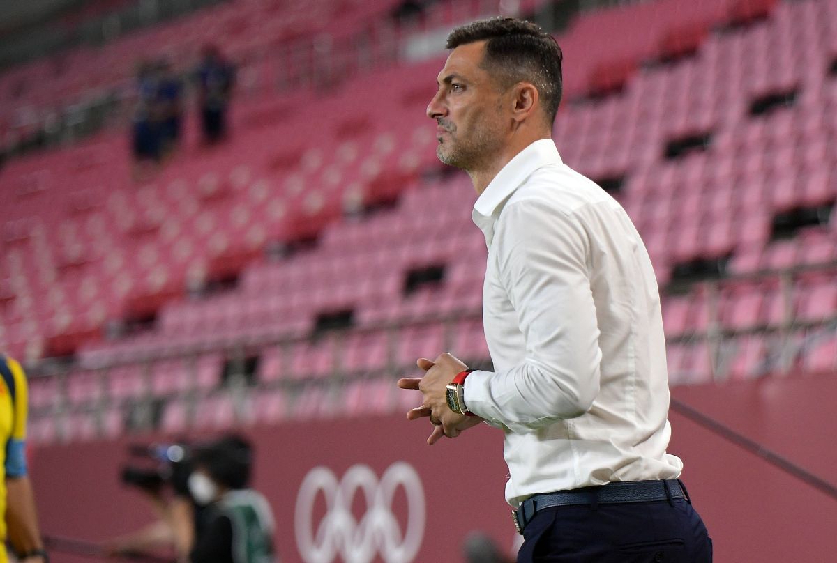 „Tricolorii” și Mirel Rădoi, deznădăjduiți după eșecul usturător de la Jocurile Olimpice: imaginile surprinse de fotoreporterul GSP