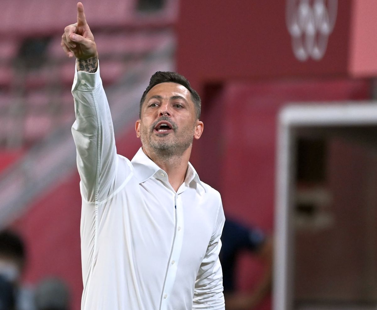 „Tricolorii” și Mirel Rădoi, deznădăjduiți după eșecul usturător de la Jocurile Olimpice: imaginile surprinse de fotoreporterul GSP