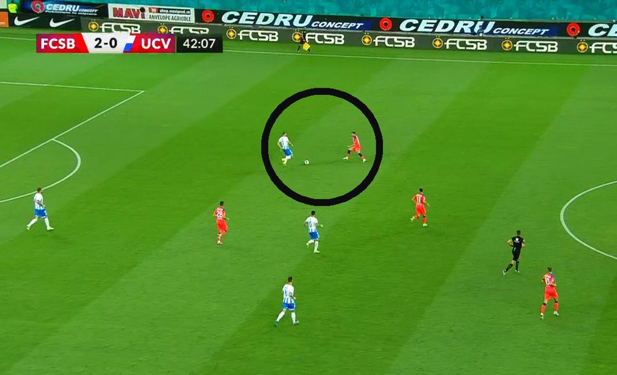 FOTO: Captură @Telekom Sport Nicușor Bancu, gafă inexplicabilă pe Arena Națională » Colegii și-au pus mâinile în cap
