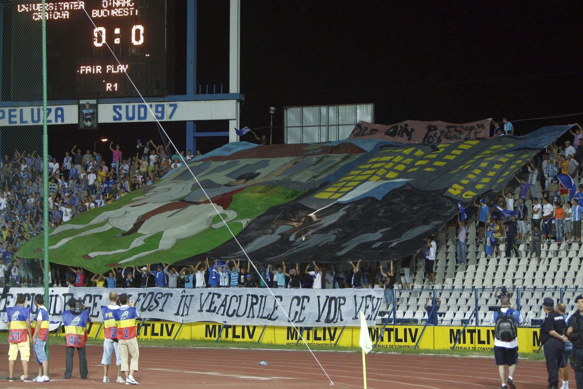 Rivalitate, ironii și orgolii duse la extrem » 35 de imagini spectaculoase din meciurile FCU Craiova - Dinamo