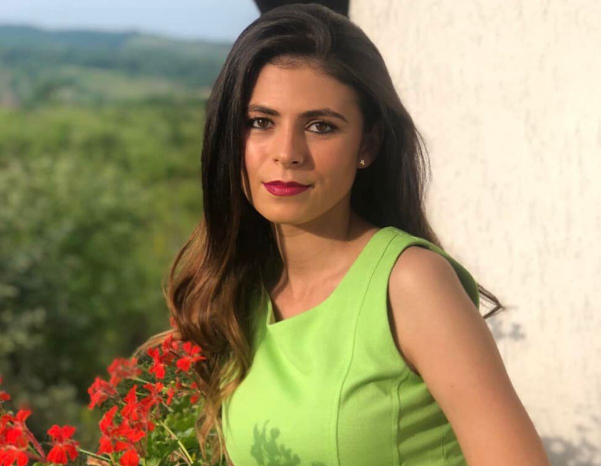 UPDATE Oana Leonte dezminte că ar fi iubita lui Liviu Dragnea: „Relația pe care o am cu domnul Liviu Dragnea este una strict profesională”