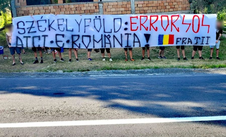 Nu s-a văzut la TV: tensiuni după Sepsi - FC Argeș! Au scandat „Ria, Ria, Ungaria”, apoi ar fi agresat un fan piteștean: „Organizare zero. Noi stăteam în cușcă, jandarmii citeau regulamentul”
