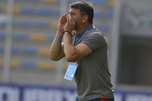 Chindia și Hermannstadt au remizat la Ploiești, 1-1, în etapa secundă a noului sezon de Liga 1. Adrian Mihalcea, antrenorul târgoviștenilor, a criticat la finalul partidei atitudinea elevilor săi.