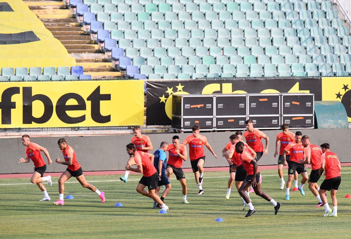 FCSB - CSKA 1948, conferință și antrenament oficial