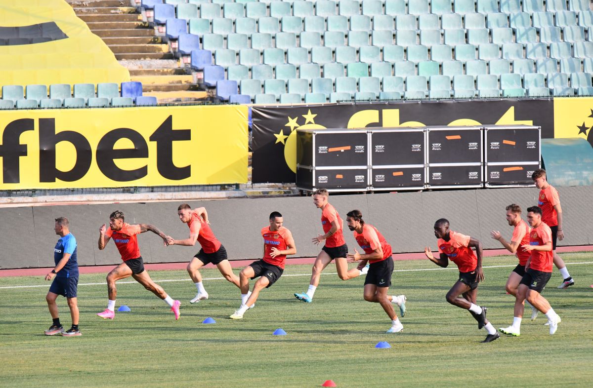 FCSB - CSKA 1948, conferință și antrenament oficial