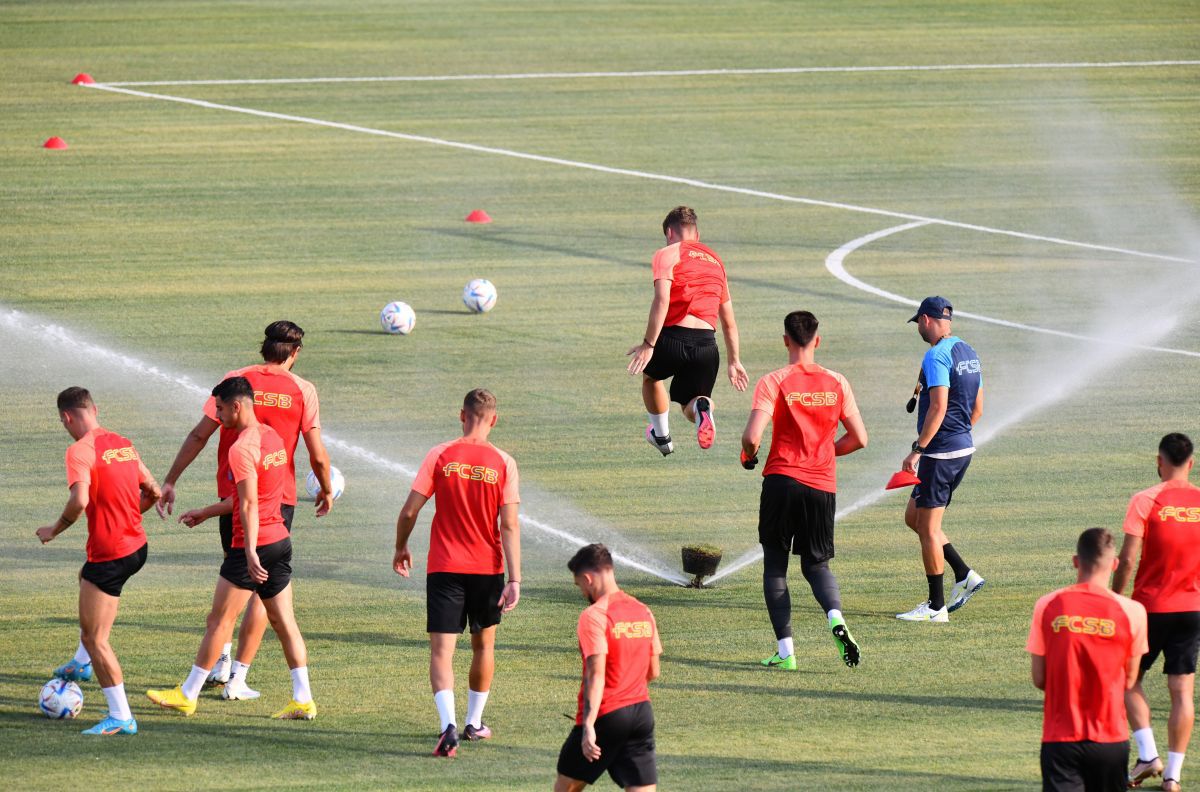 FCSB - CSKA 1948, conferință și antrenament oficial