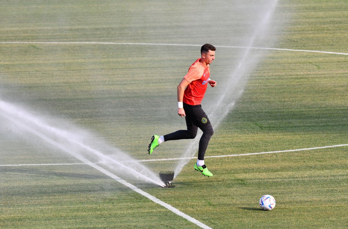 FCSB - CSKA 1948, conferință și antrenament oficial