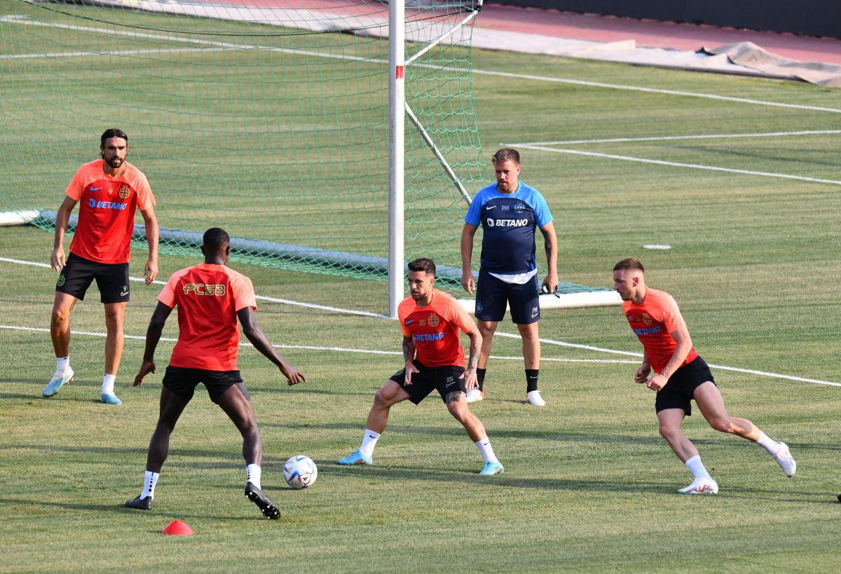 FCSB - CSKA 1948, conferință și antrenament oficial