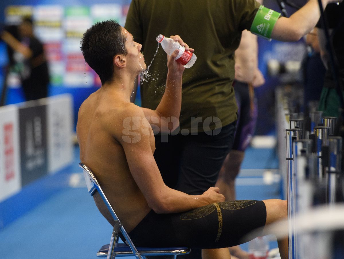 Imaginile momentului » Cum a reacționat David Popovici imediat după finala probei de 200m liber