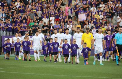 4 detalii de la chinul Maribor - Craiova » Recordul lui Bancu, prostia și nervii lui Maldonado și de ce Universitatea a jucat fără sponsorul principal pe tricouri