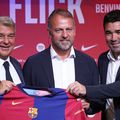 Antrenorul Hansi Flick, președintele Juan Laporta și directorul sportiv Deco fac tot mai greu față presiunii fanilor Barcelonei / Foto: Imago