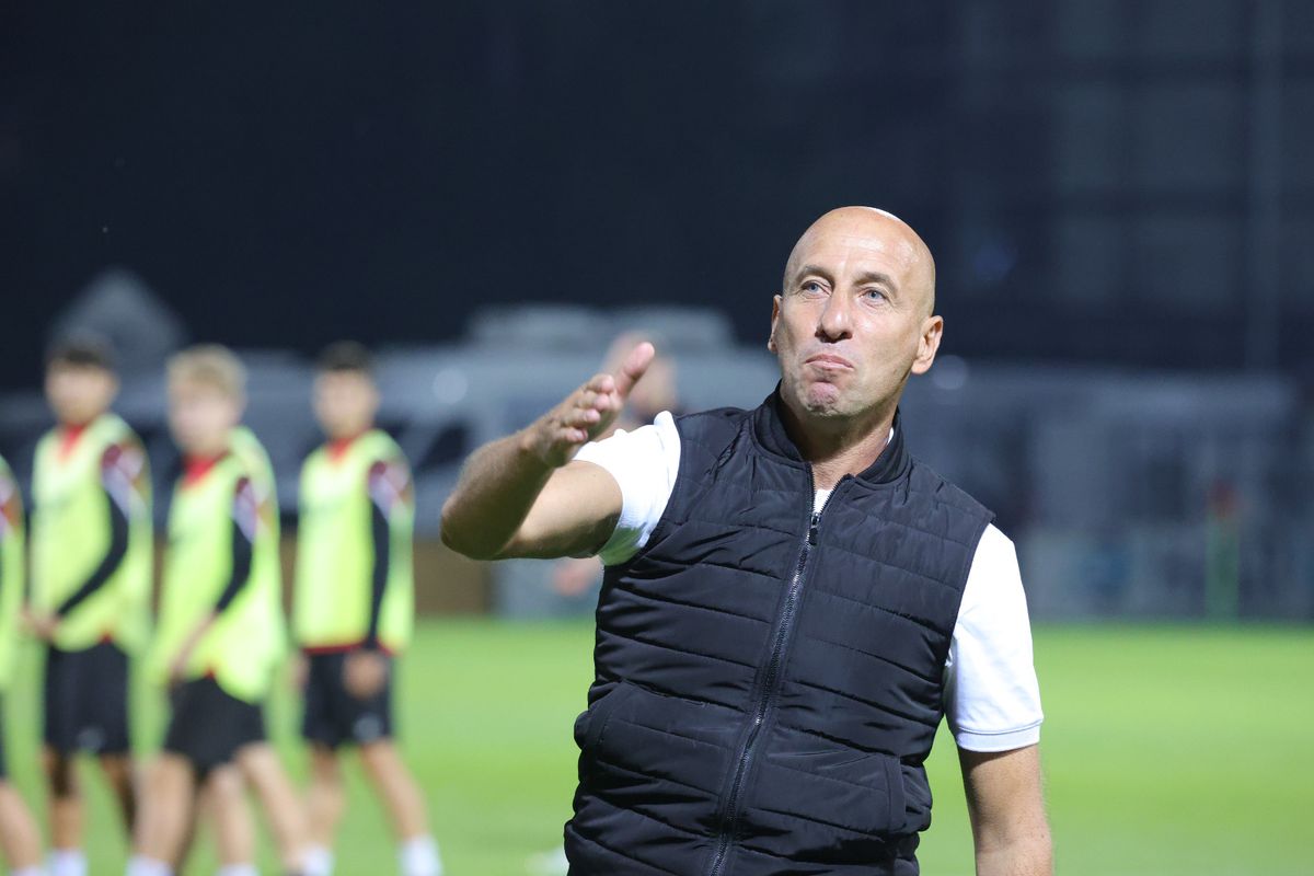 După derapajul din final, Robert Ilyes a vorbit despre lecții de civilizație: „Cu Dinamo, circ. Fanii Rapidului au făcut dreptate!”