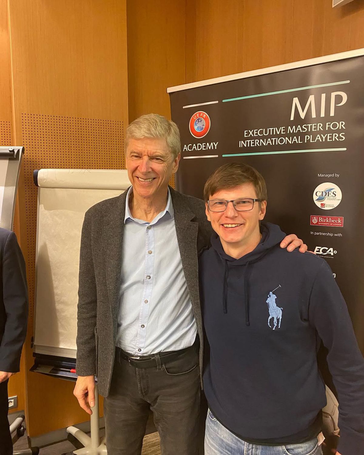 Nimeni nu-l mai recunoaște pe Andrey Arshavin