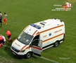 Accidentare horror a tușierului la Metaloglobus - Petrolul. FOTO: captură Prima Sport