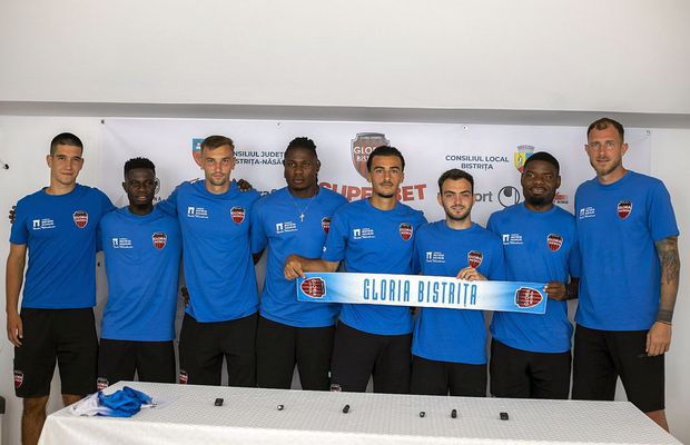 Lotul cu care Gloria Bistrița și Cristi Pustai atacă sezonul de Liga 2 » 8 noi jucători prezentați astăzi