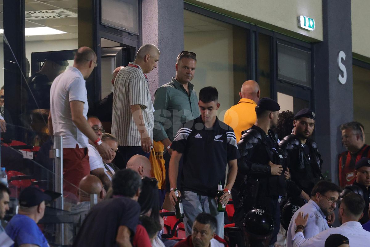 Au încălcat legea la Csikszereda - Rapid! Jandarmii au intervenit de urgență în tribune