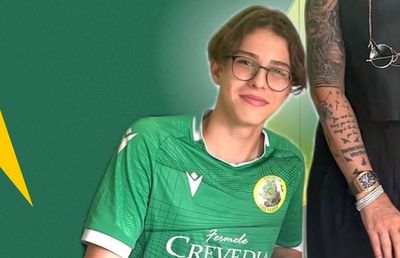 «Bebeto», fiul Anamariei Prodan și al lui Laurențiu Reghecampf, a semnat primul contract profesionist: „Îmi dau lacrimile”